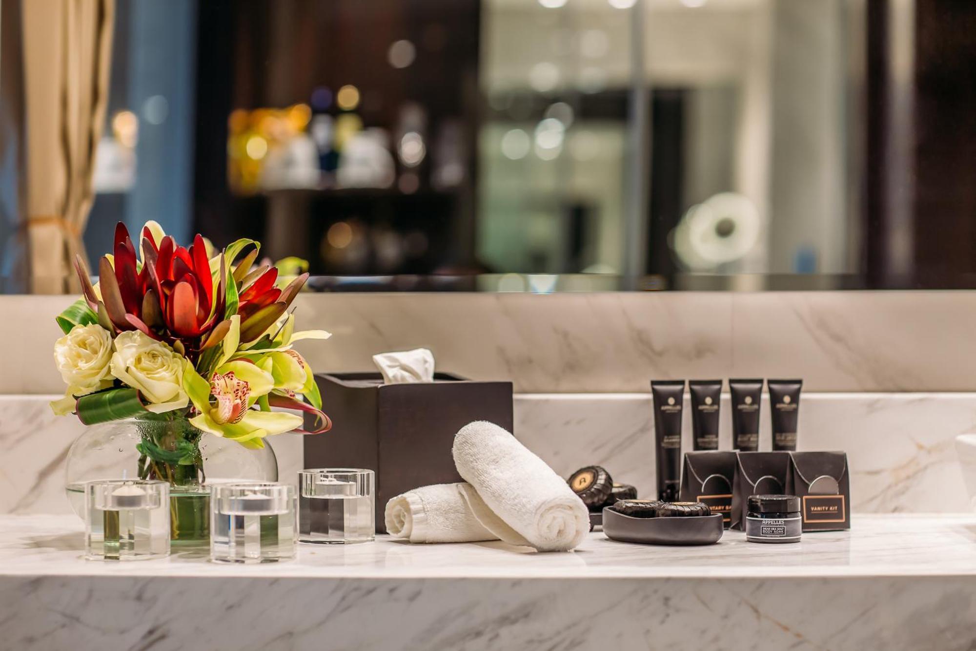 The Biltmore Tbilisi Hotel Exterior photo Bathroom amenities
