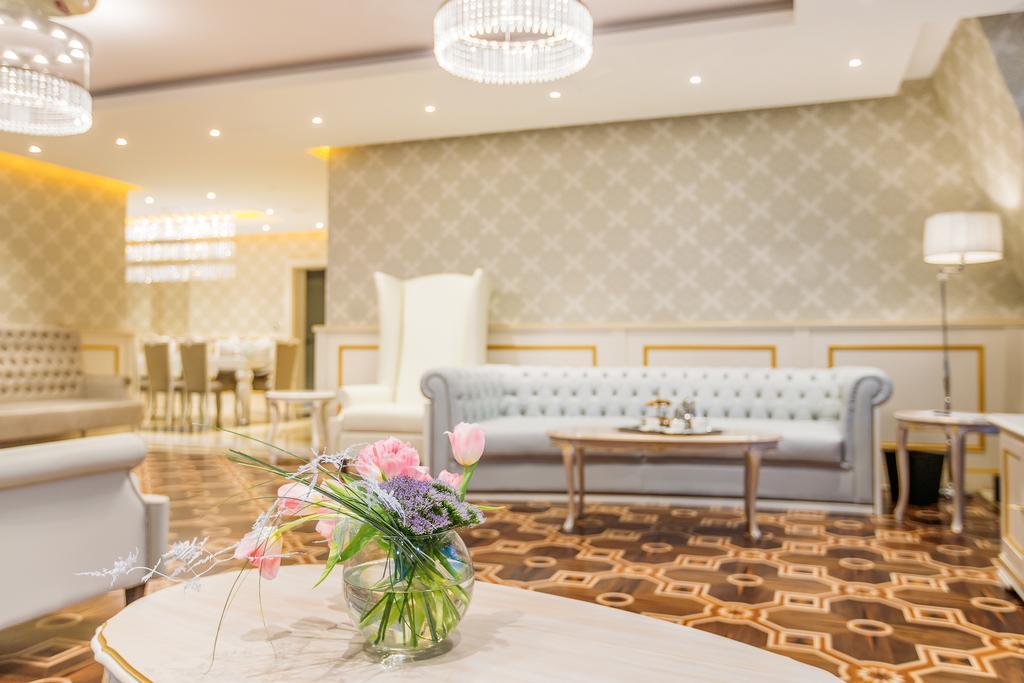 The Biltmore Tbilisi Hotel Exterior photo Lobby