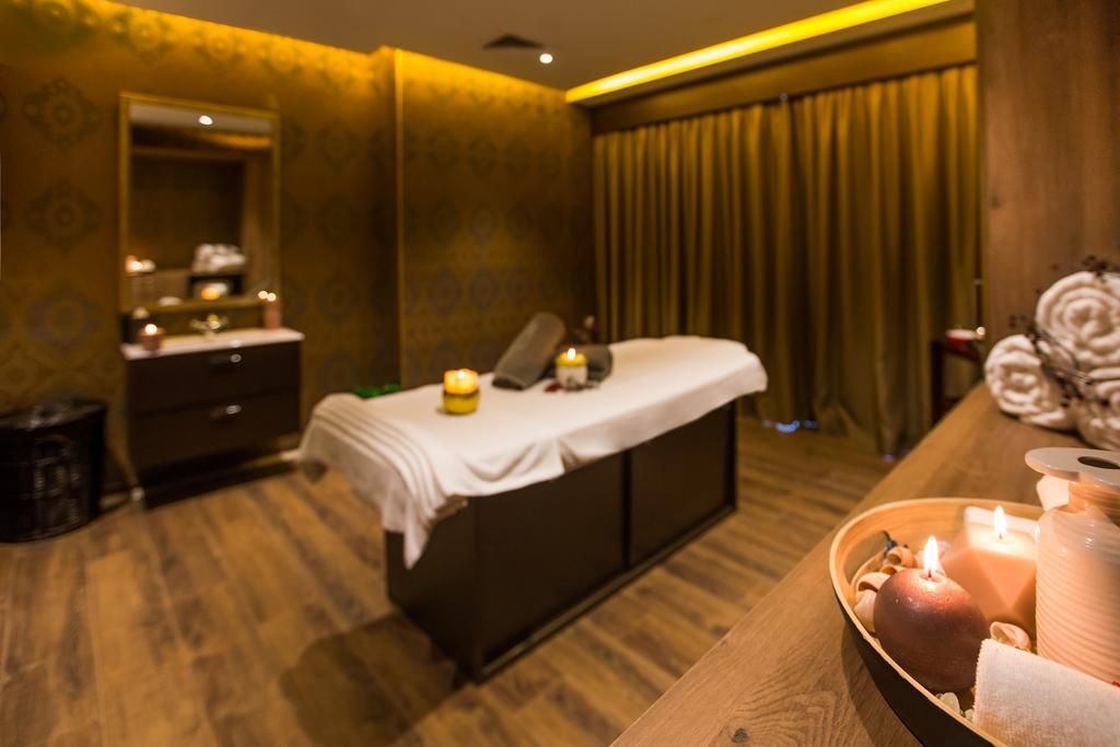 The Biltmore Tbilisi Hotel Exterior photo A spa treatment room